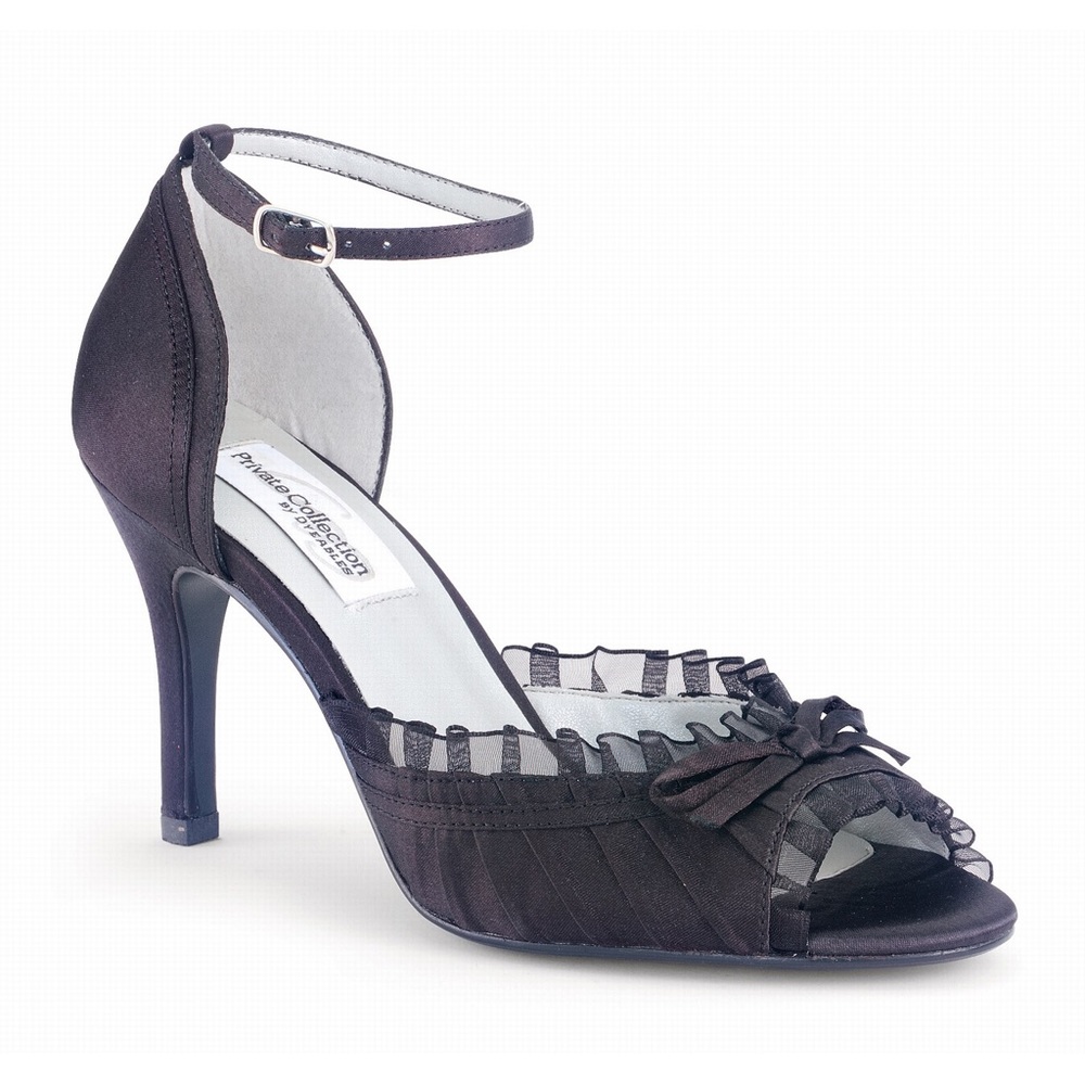 Black Dyeables “Frilly” Shoe